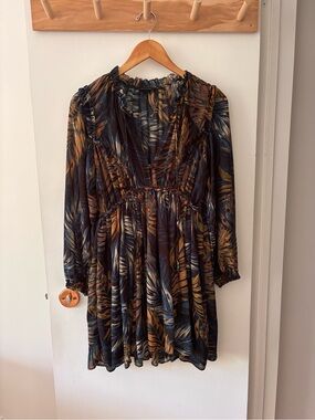 Stunning Leaf-Print tropical  Dress